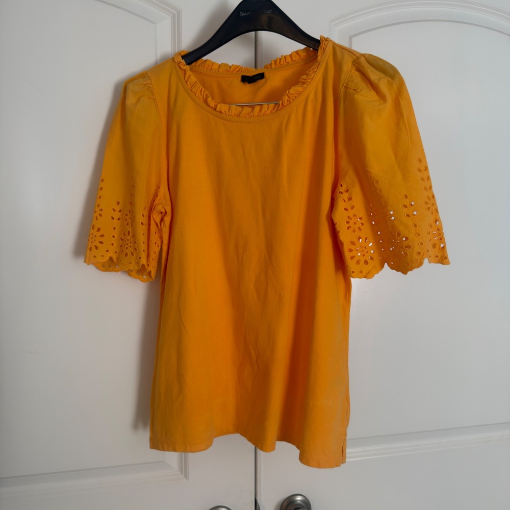 Talbots Womens Medium Orange Eyelet Puff Short Sleeve Ruffle Neck Blouse Top